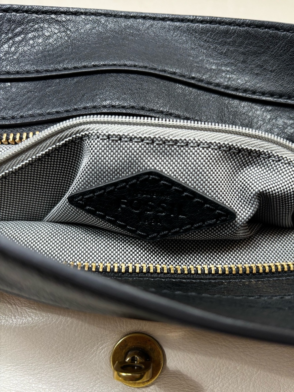 Fossil Colorblock Leather Turnlock Bucket Bag - Picture 14 of 16